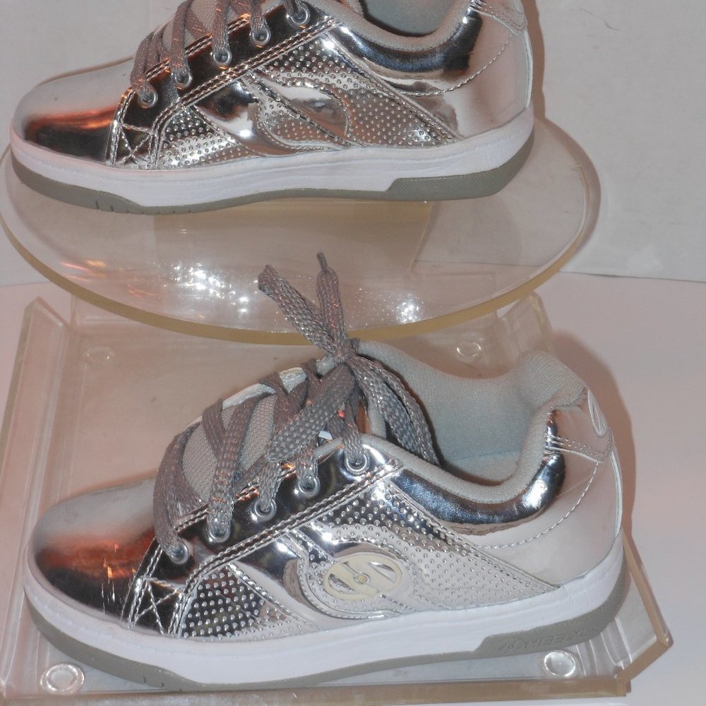 HEELYS SILVER LACE UP SKATE SHOES SIZE 2 - Picture 2 of 5